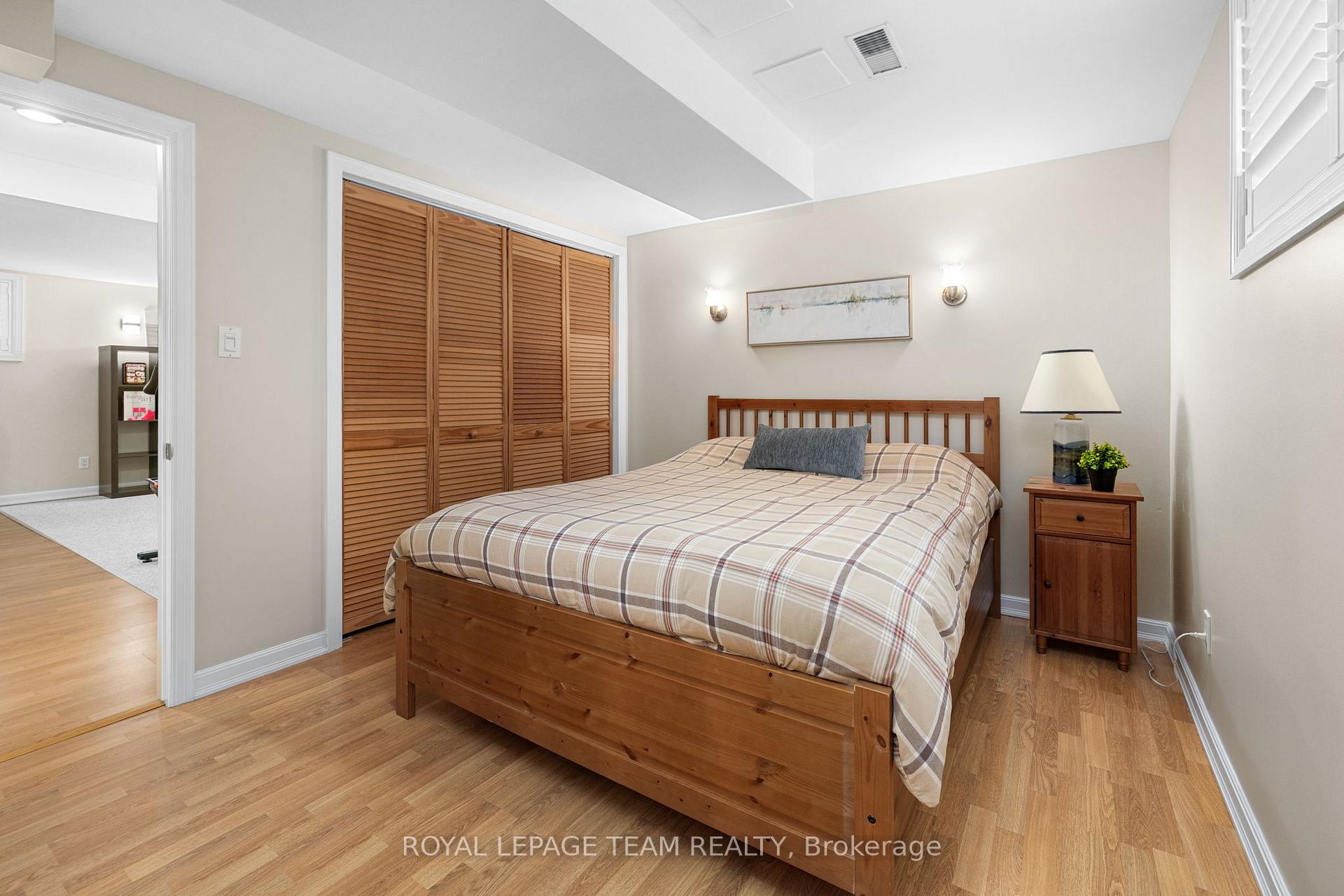 Photo 37 of 125 David Drive, Ottawa, Meadowlands/St. Claire Gardens — HOMEH
