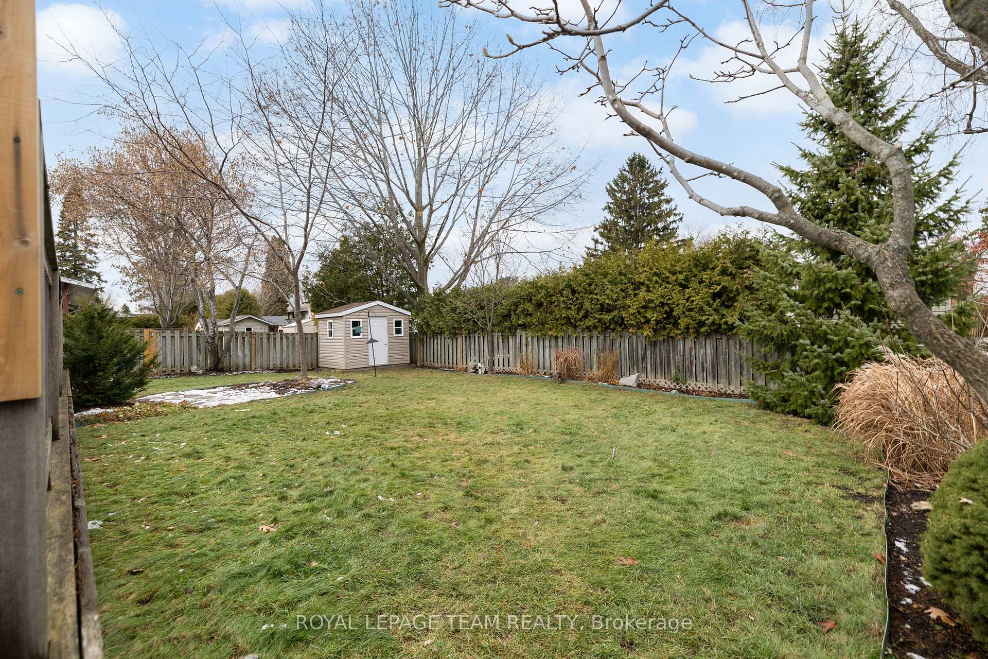 Photo 46 of 125 David Drive, Ottawa, Meadowlands/St. Claire Gardens — HOMEH
