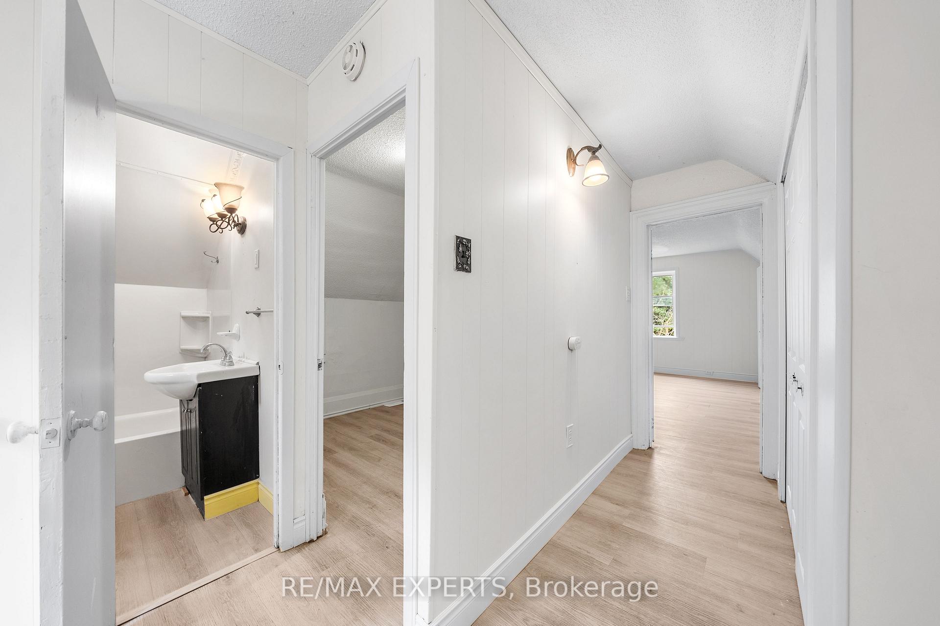 Photo 7 of 58 Tiffin Street, Barrie, Allandale Centre — HOMEH