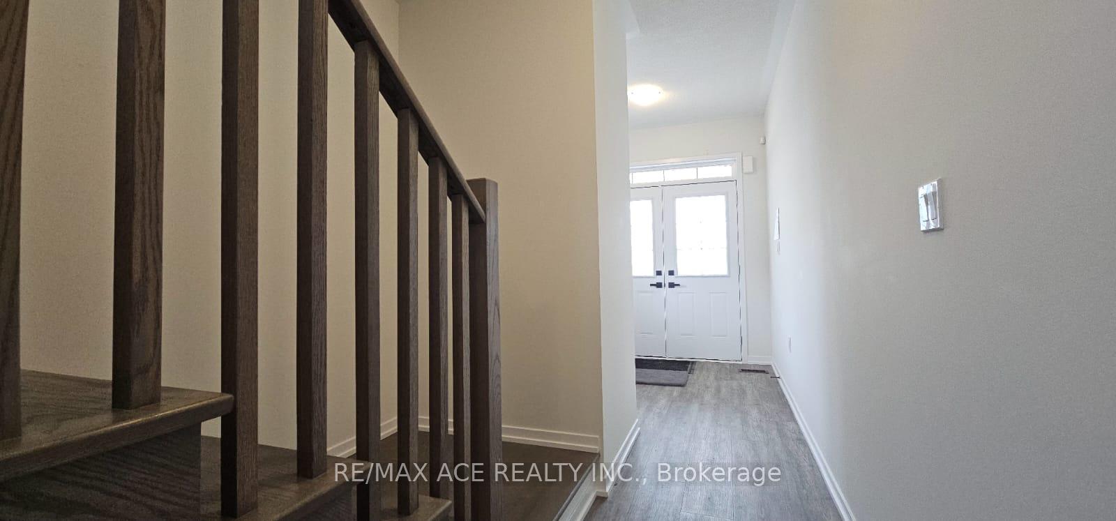 Photo 5 of 2102 Cayenne Street, Oshawa, Kedron — HOMEH