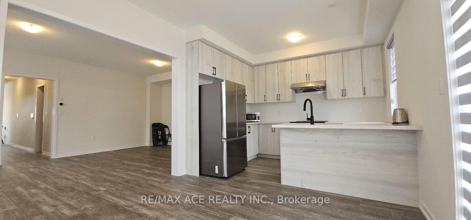 Photo 13 of 2102 Cayenne Street, Oshawa, Kedron — HOMEH
