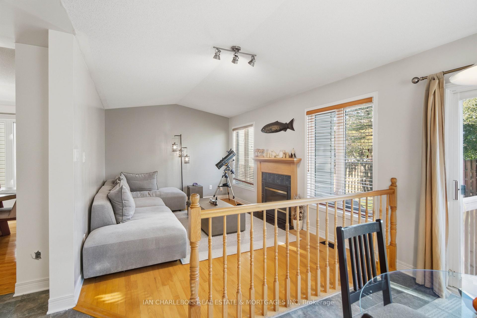 Photo 14 of 42 Bellingham Place, Ottawa, Hunt Club Park/Greenboro — HOMEH