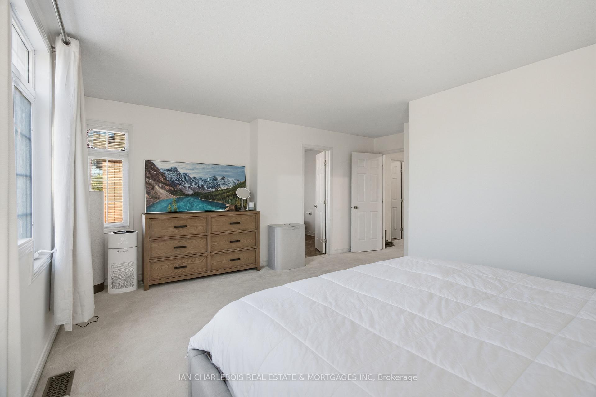 Photo 19 of 42 Bellingham Place, Ottawa, Hunt Club Park/Greenboro — HOMEH