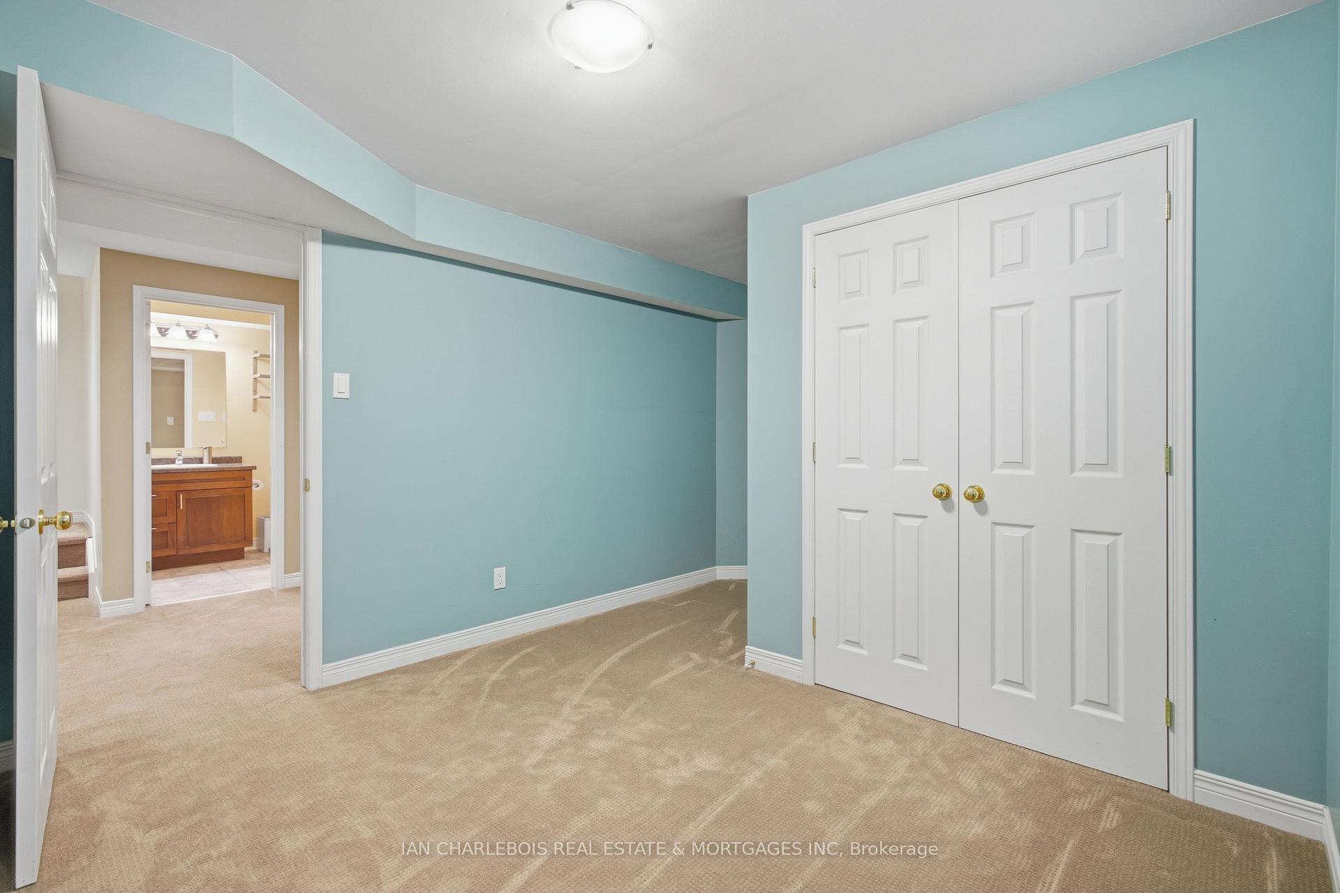 Photo 33 of 42 Bellingham Place, Ottawa, Hunt Club Park/Greenboro — HOMEH