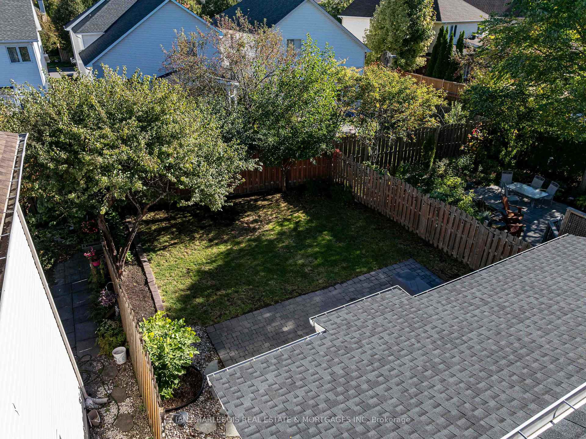 Photo 38 of 42 Bellingham Place, Ottawa, Hunt Club Park/Greenboro — HOMEH