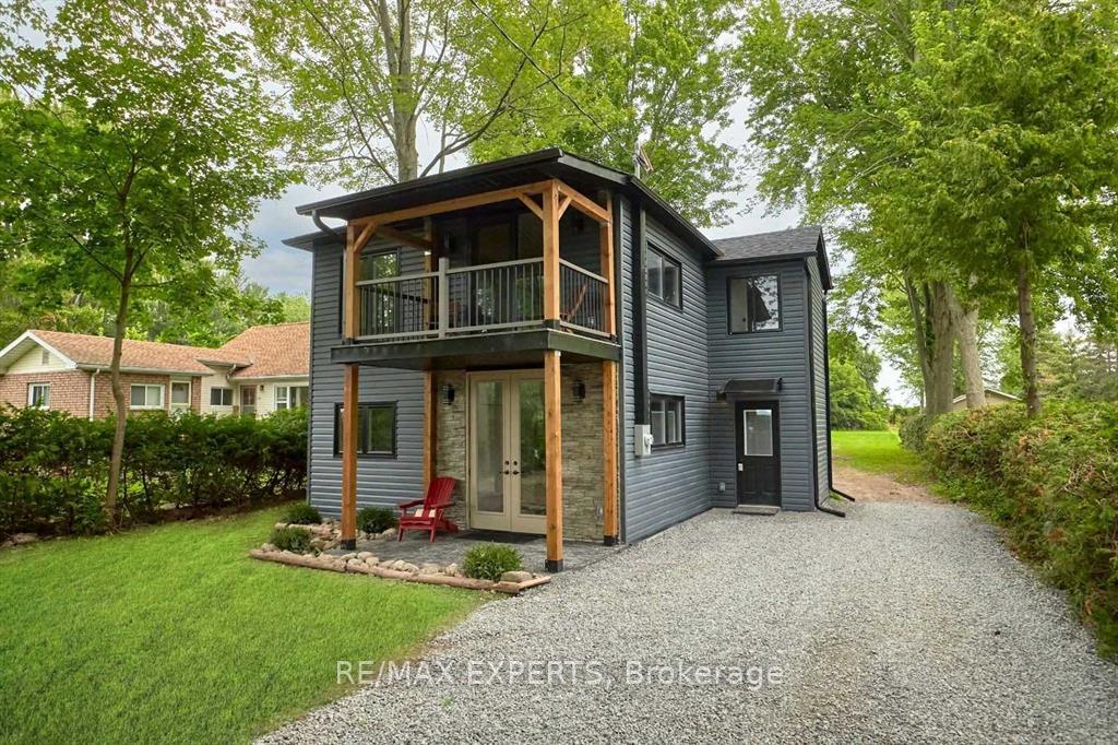 Front of 2367 Lakeshore Drive