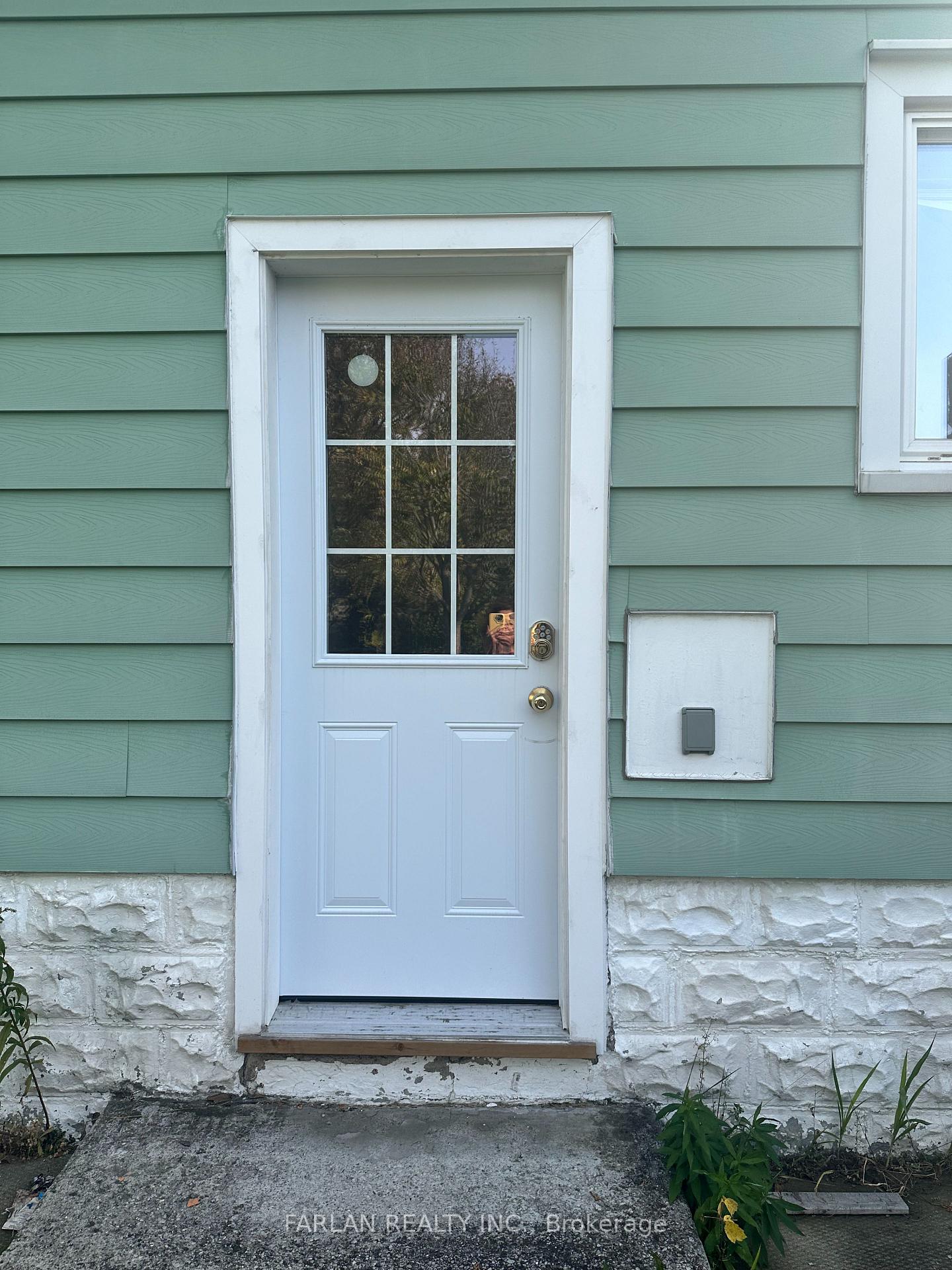 Photo 1 of 158 East 24th Bsmt. Street, Hamilton, Burkholme — HOMEH