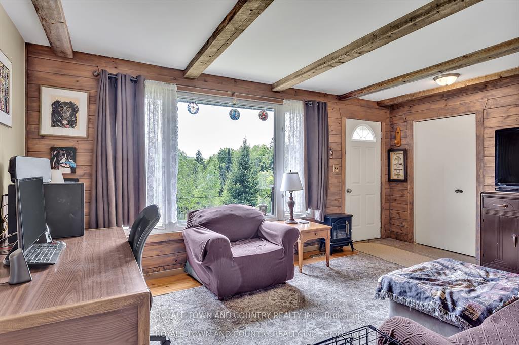 Photo 5 of 1042 Tweed Drive, Highlands East, Glamorgan — HOMEH