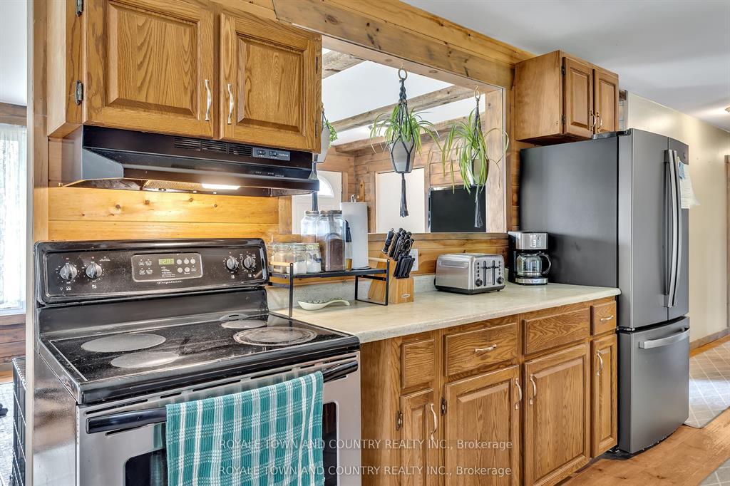 Photo 11 of 1042 Tweed Drive, Highlands East, Glamorgan — HOMEH
