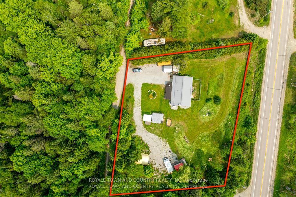 Photo 39 of 1042 Tweed Drive, Highlands East, Glamorgan — HOMEH