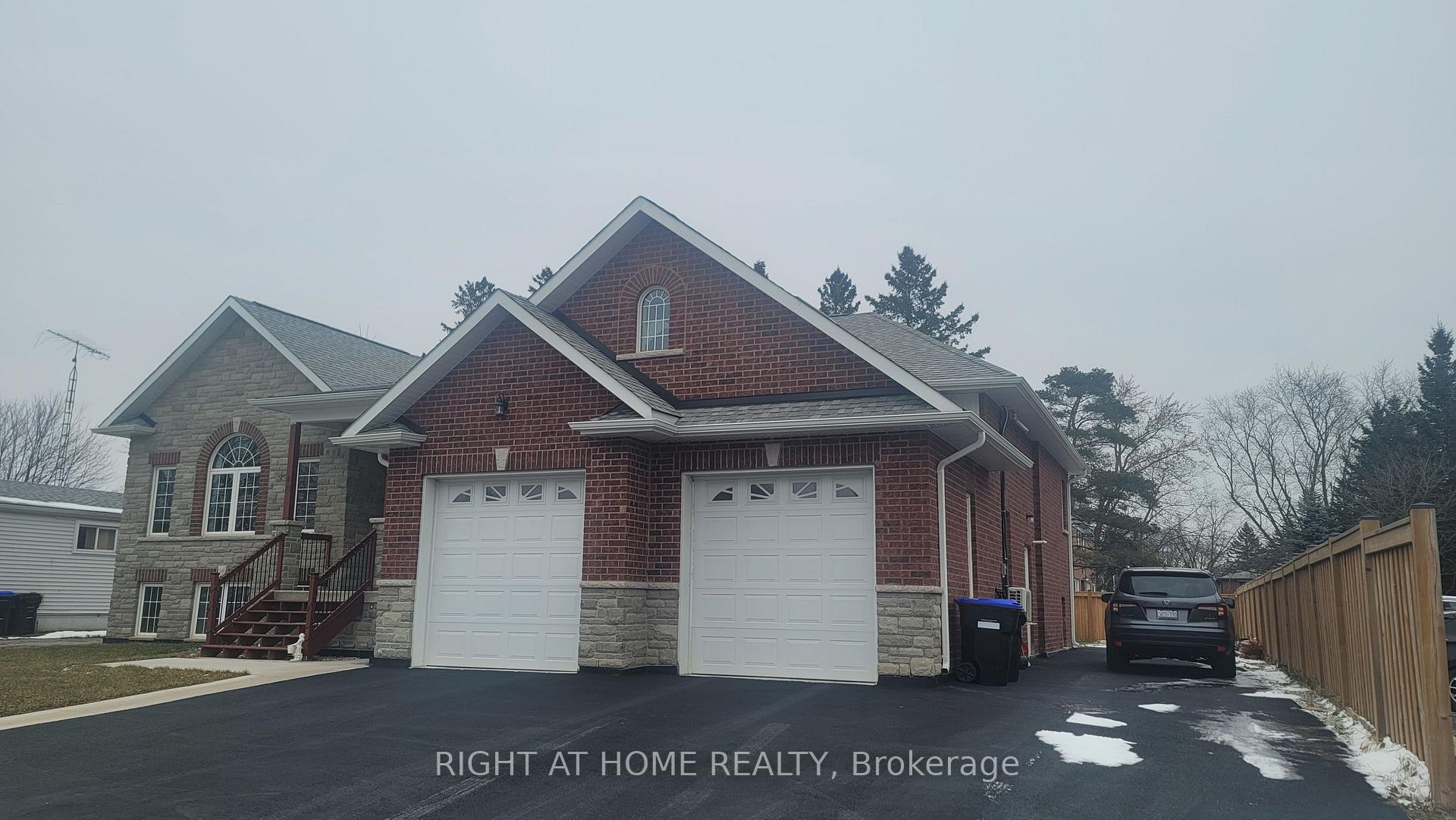 Photo 1 of 79 Walkem Drive, New Tecumseth, Tottenham — HOMEH