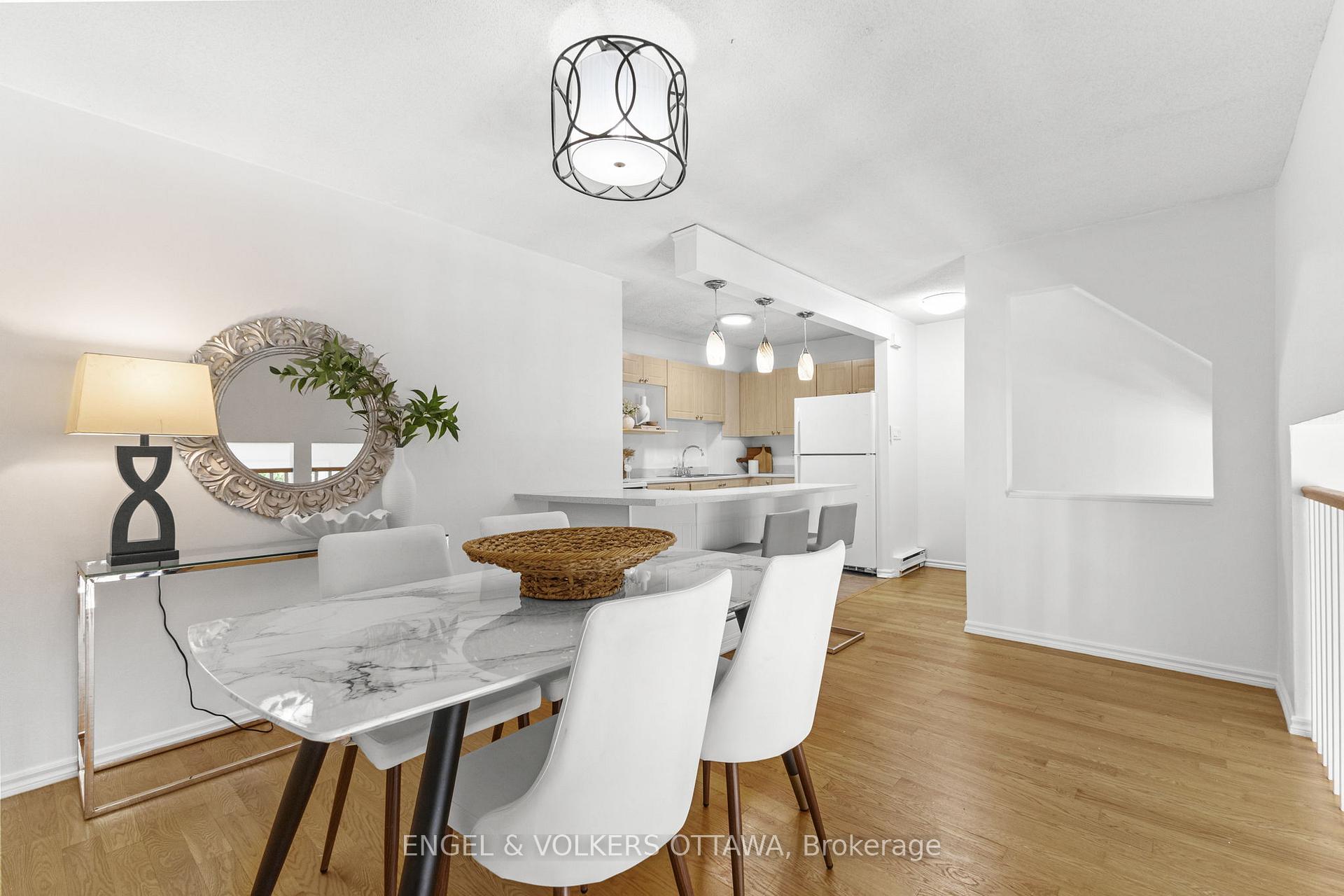 Photo 14 of 202 Royalton Private, Ottawa, Hunt Club Woods — HOMEH