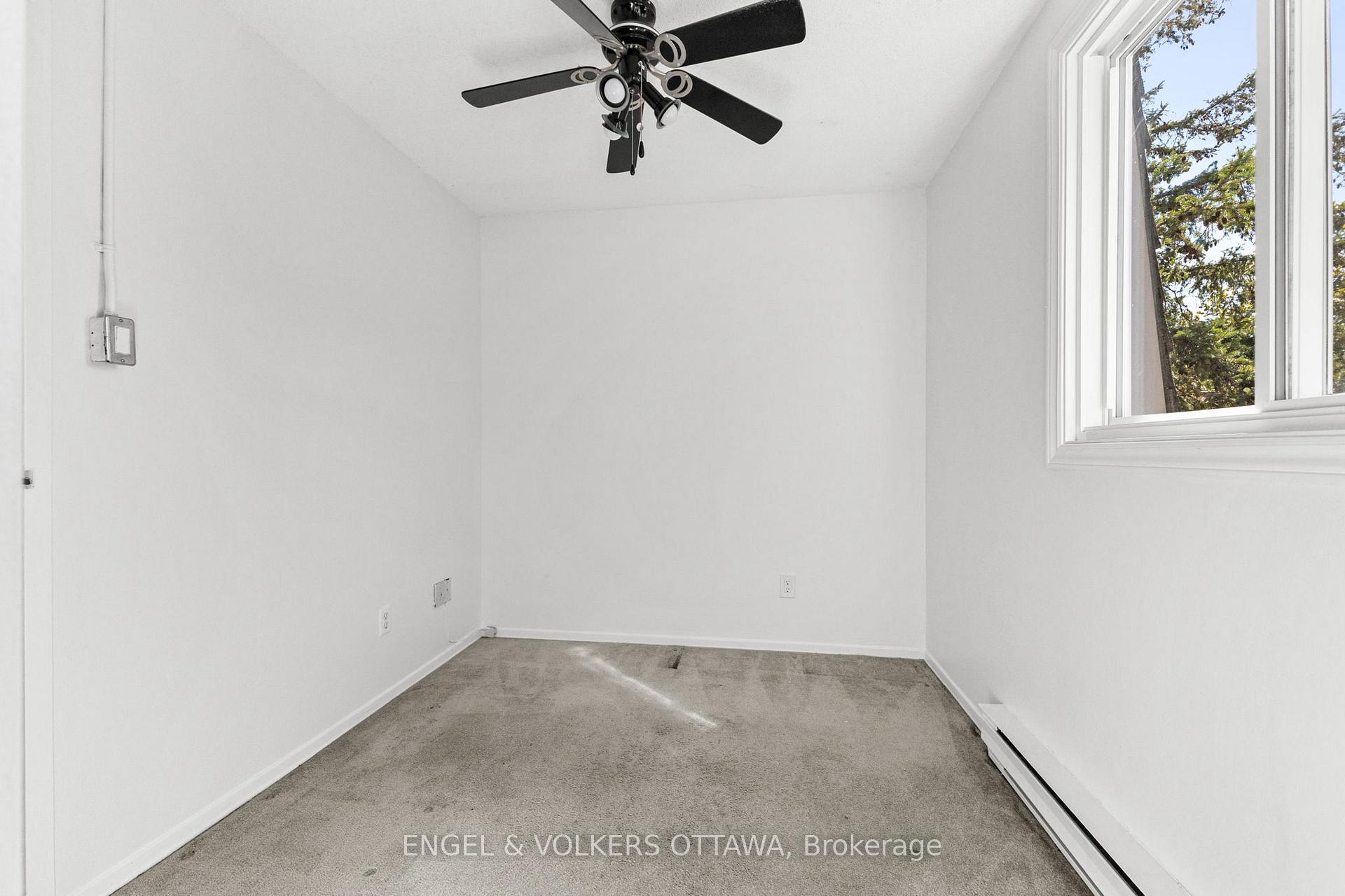 Photo 17 of 202 Royalton Private, Ottawa, Hunt Club Woods — HOMEH