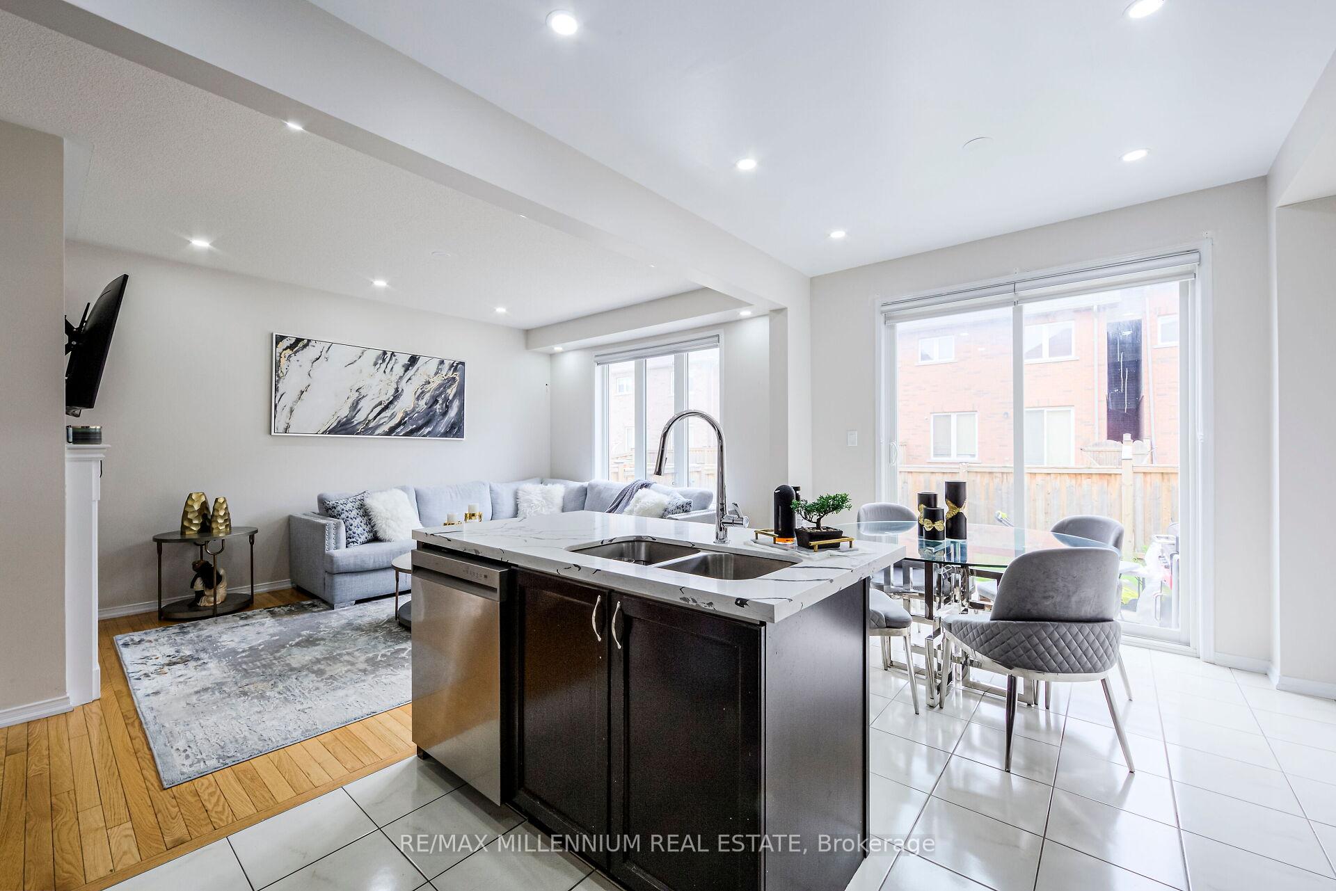 Photo 21 of 62 Loftsmoor Drive, Brampton, Sandringham-Wellington — HOMEH