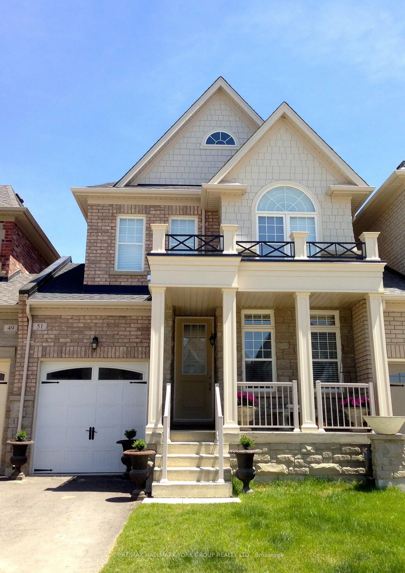 Photo 6 of 51 Spring Hill Drive, King, King City — HOMEH