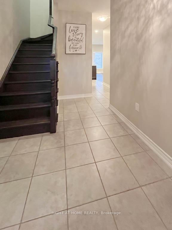 Photo 2 of 41 House Lane, Hamilton, Ancaster — HOMEH