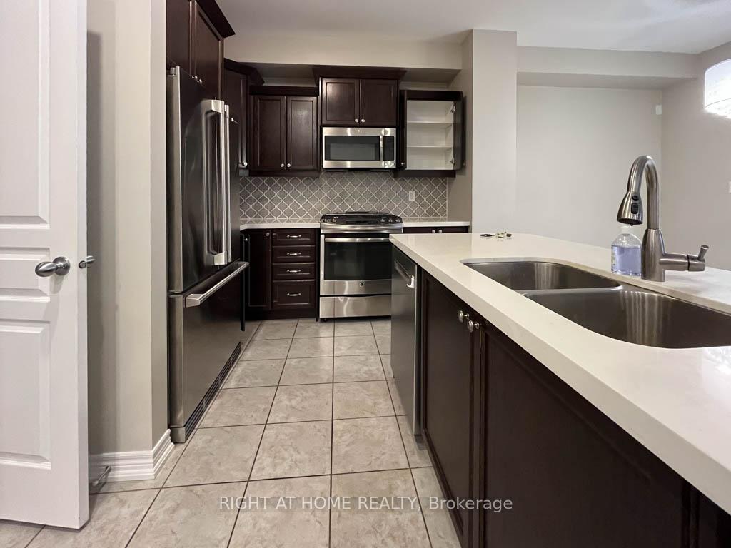 Photo 6 of 41 House Lane, Hamilton, Ancaster — HOMEH