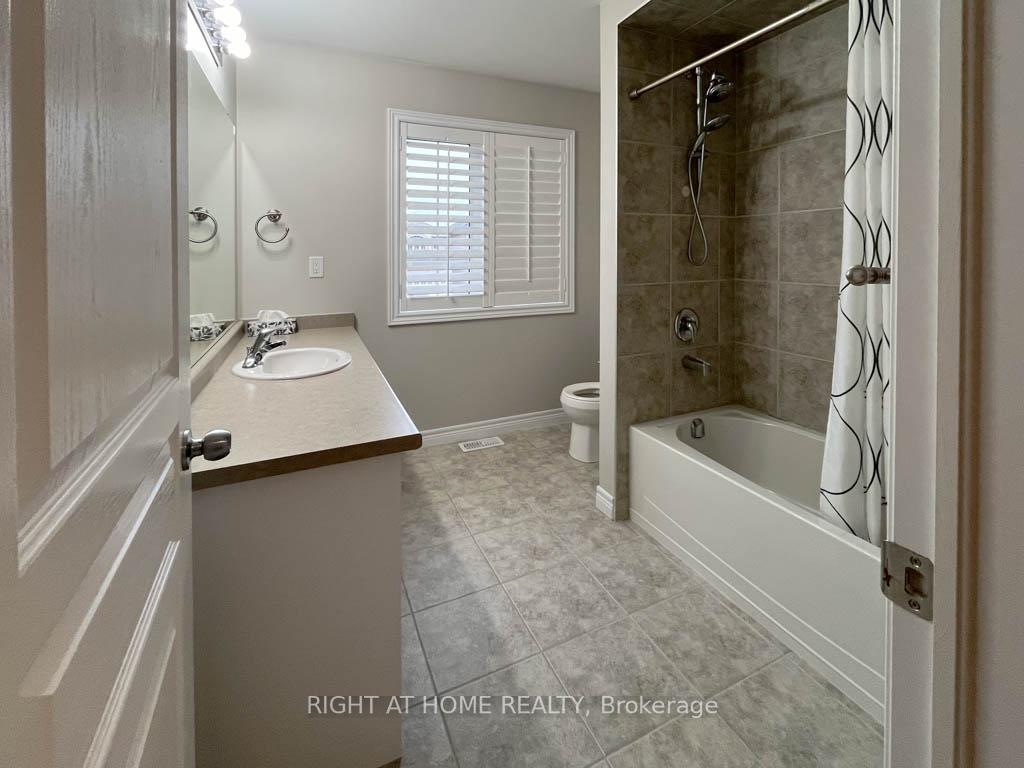 Photo 9 of 41 House Lane, Hamilton, Ancaster — HOMEH