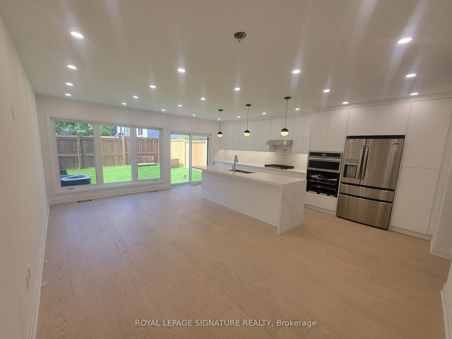 Photo 4 of 1240B Bayview Street, Pickering, Bay Ridges — HOMEH