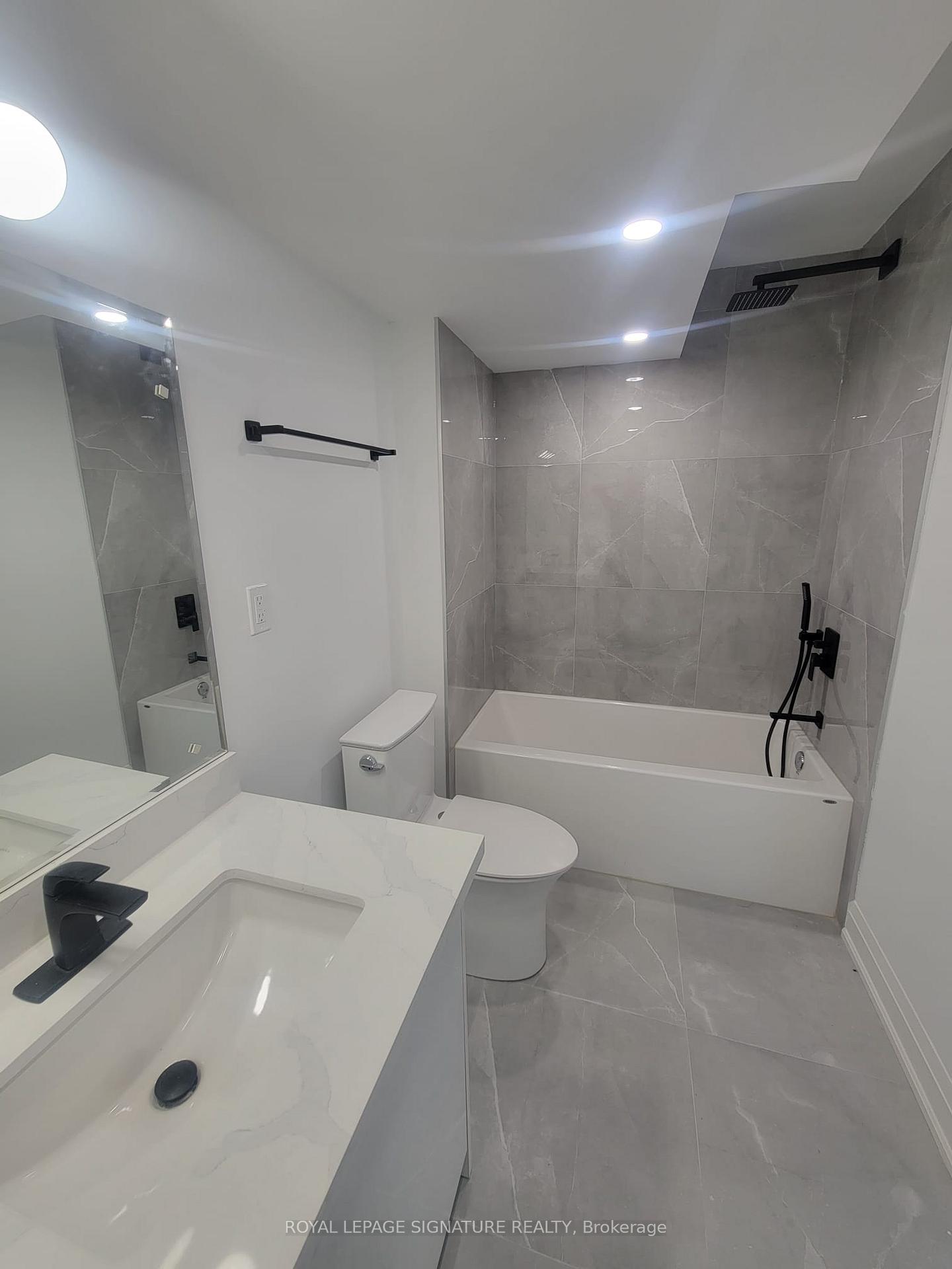 Photo 8 of 1240B Bayview Street, Pickering, Bay Ridges — HOMEH