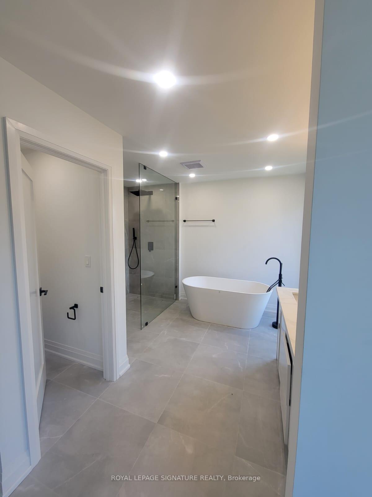 Photo 6 of 1240B Bayview Street, Pickering, Bay Ridges — HOMEH