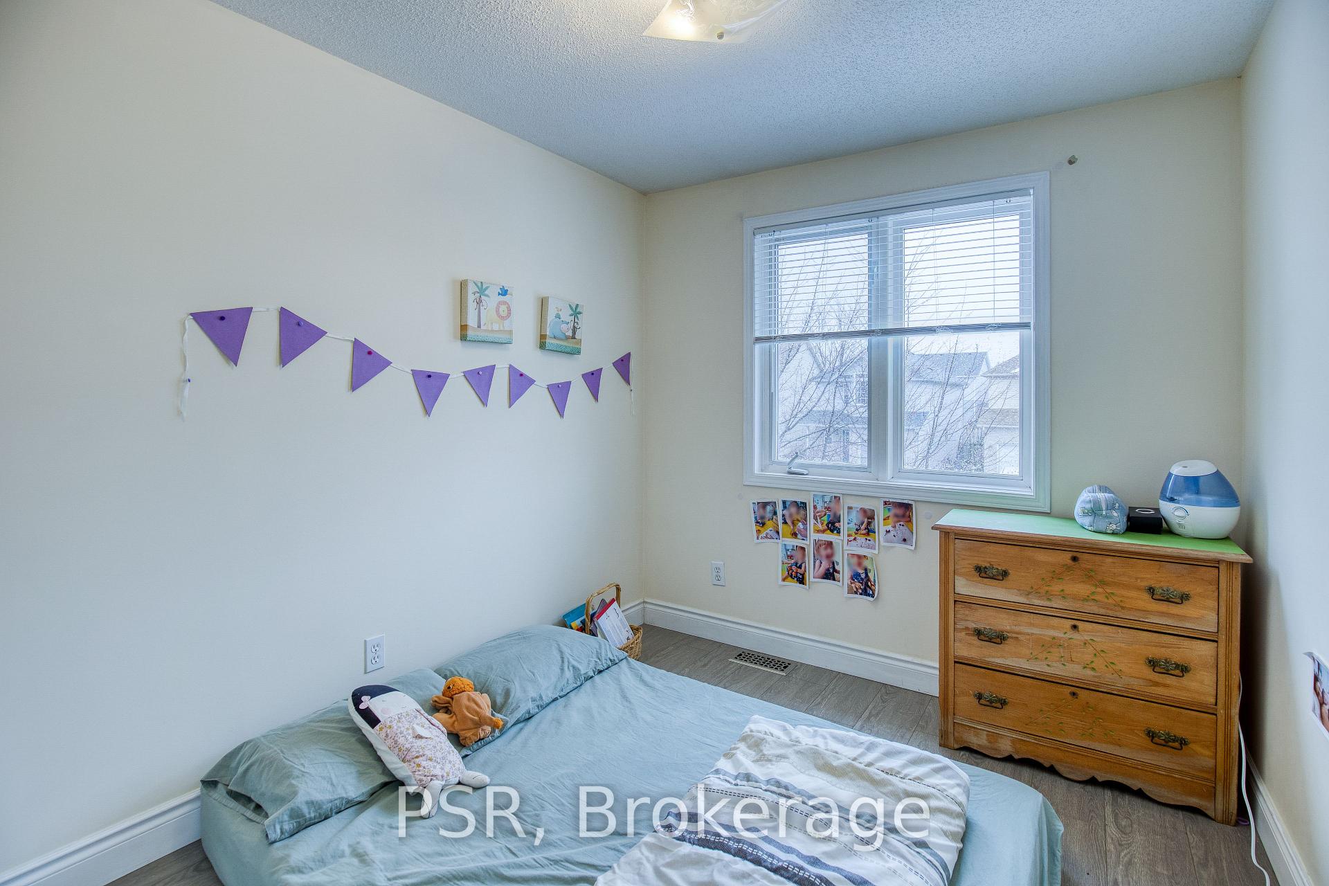 Photo 14 of 717 Paris Boulevard, Waterloo — HOMEH