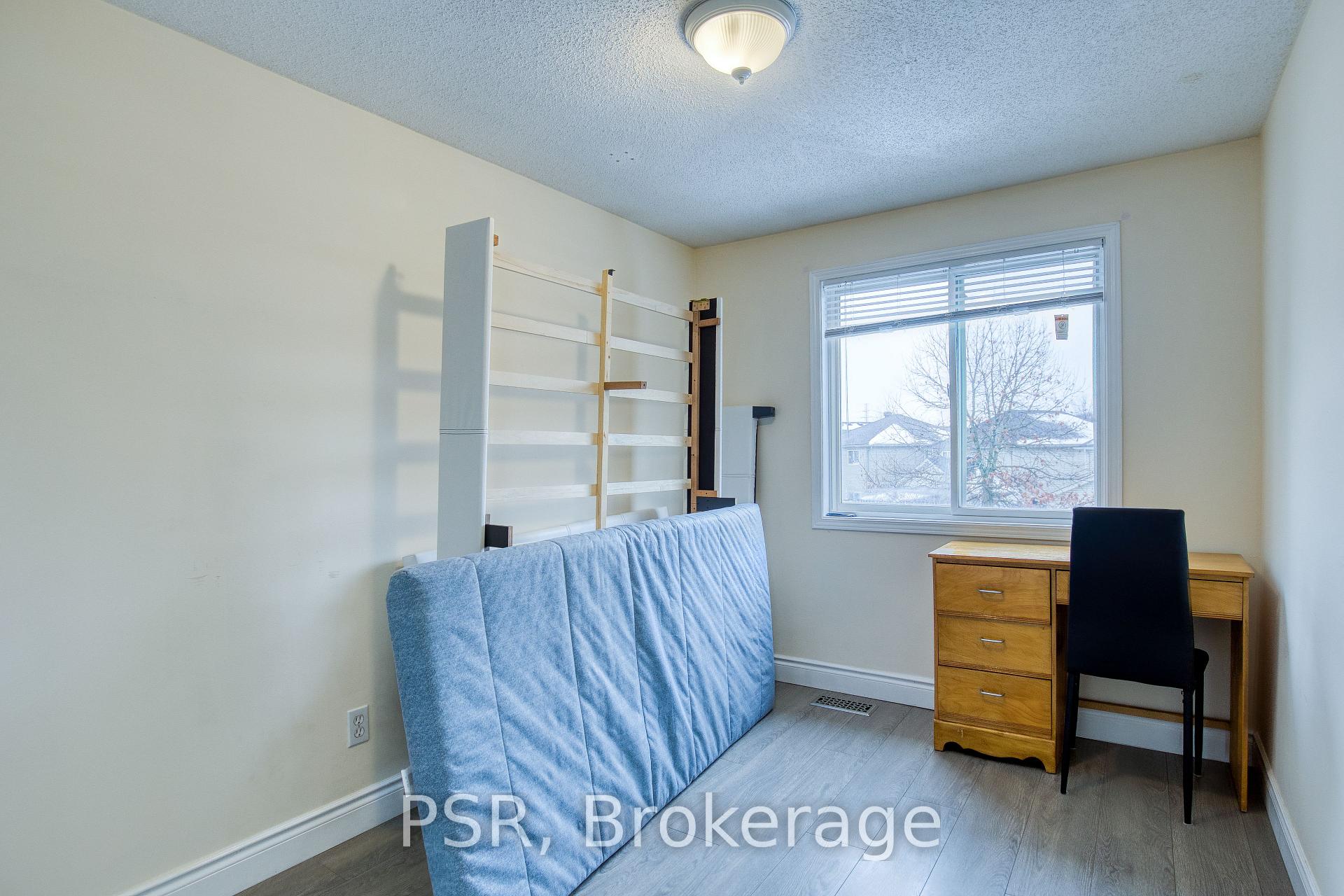 Photo 34 of 717 Paris Boulevard, Waterloo — HOMEH