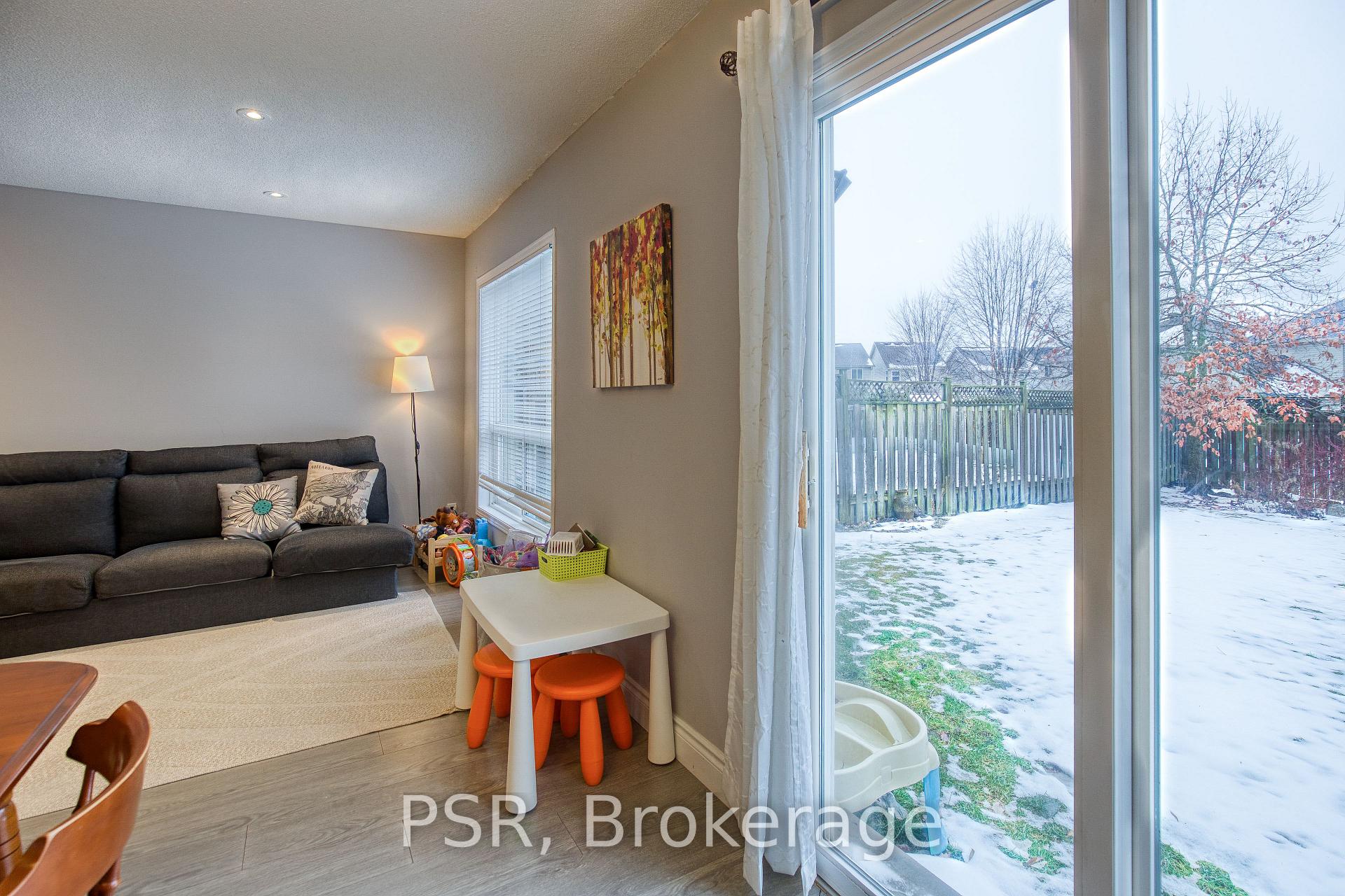 Photo 27 of 717 Paris Boulevard, Waterloo — HOMEH