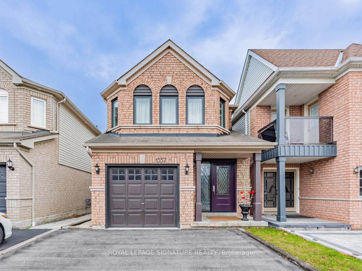 Front of Unit Bsmt, 1557 Avonmore Square
