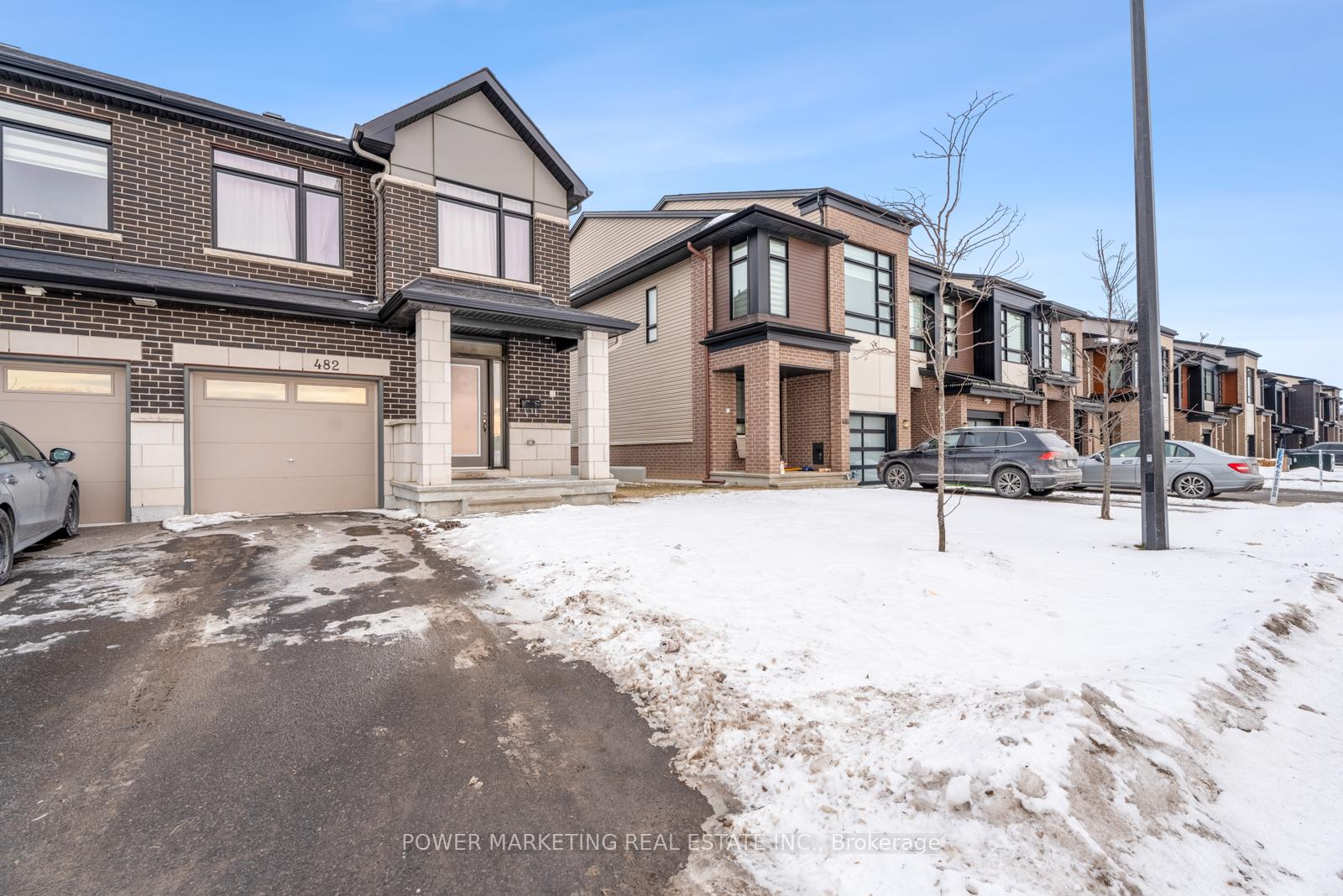 Photo 2 of 482 Trident Mews, Ottawa, Leitrim — HOMEH