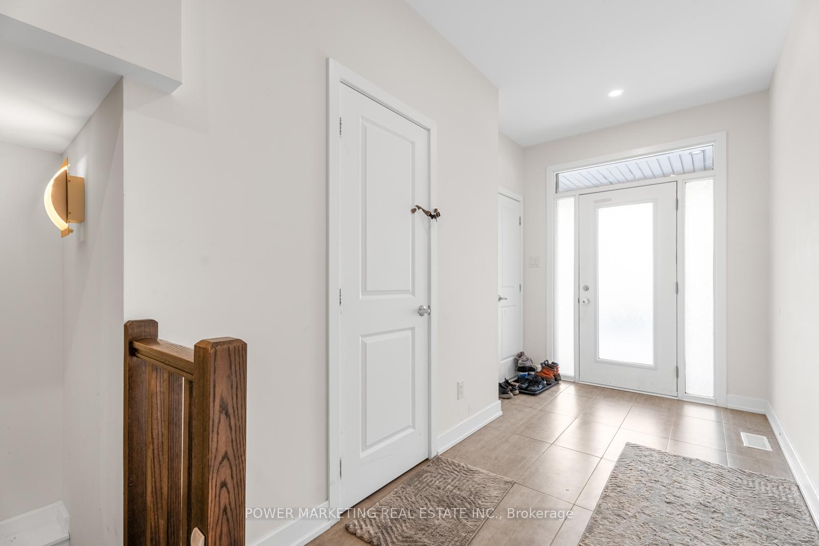 Photo 8 of 482 Trident Mews, Ottawa, Leitrim — HOMEH