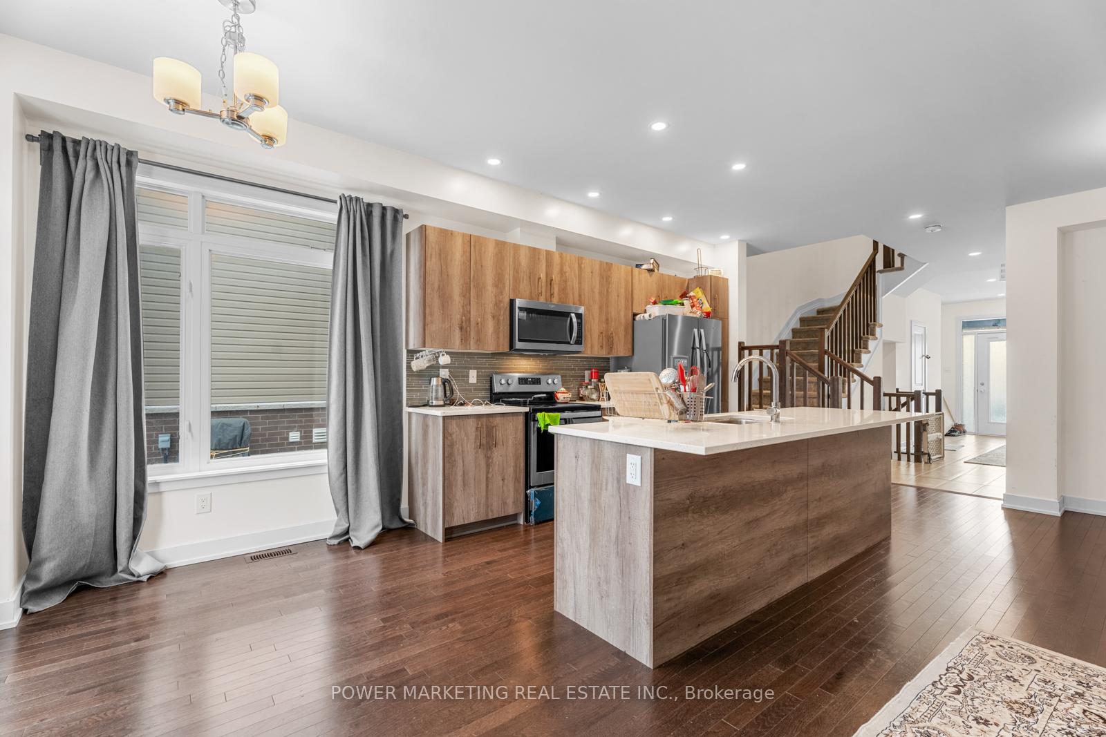 Photo 16 of 482 Trident Mews, Ottawa, Leitrim — HOMEH