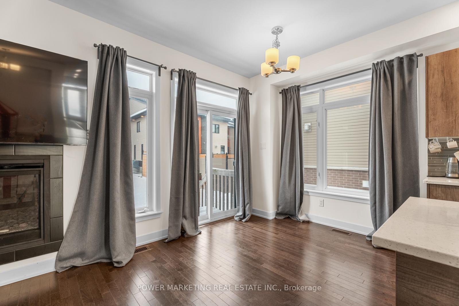 Photo 17 of 482 Trident Mews, Ottawa, Leitrim — HOMEH