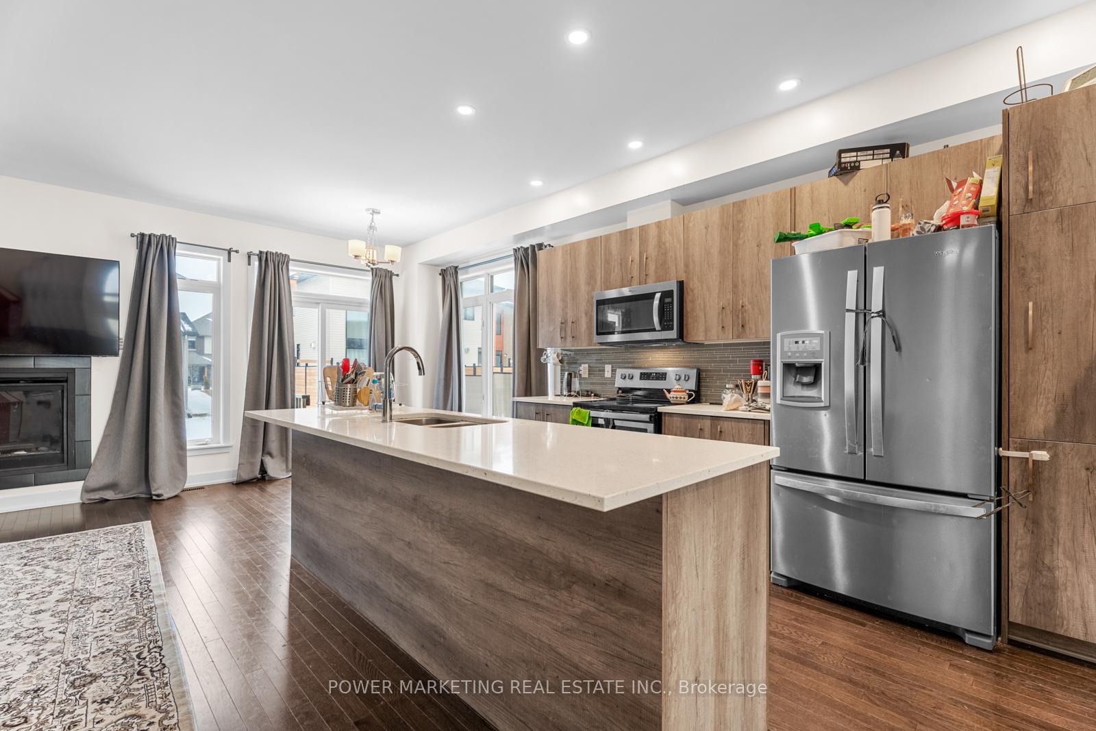 Photo 18 of 482 Trident Mews, Ottawa, Leitrim — HOMEH