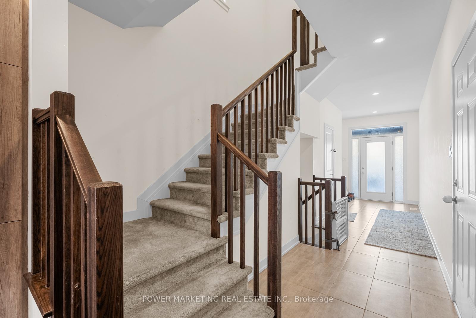 Photo 22 of 482 Trident Mews, Ottawa, Leitrim — HOMEH