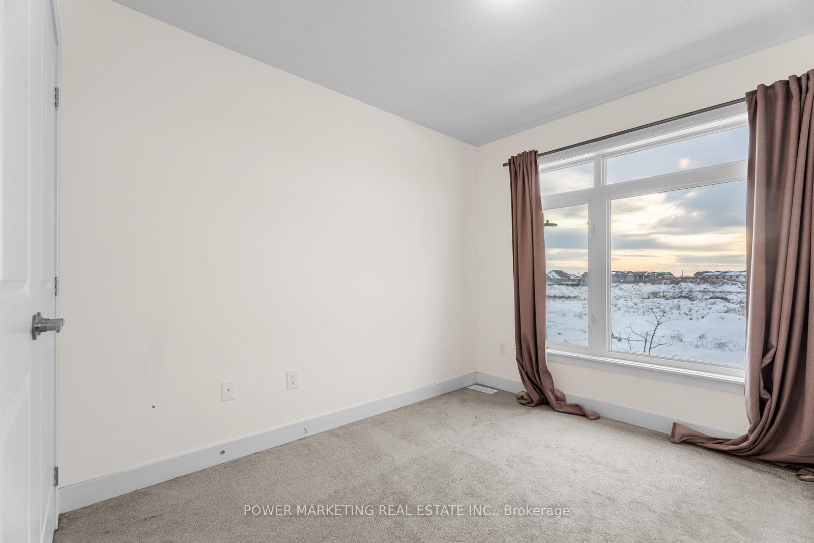 Photo 31 of 482 Trident Mews, Ottawa, Leitrim — HOMEH
