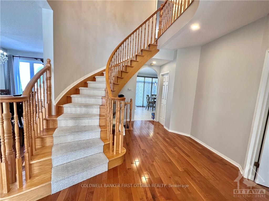 Photo 8 of 103 Columbia Avenue, Ottawa, Hunt Club — HOMEH
