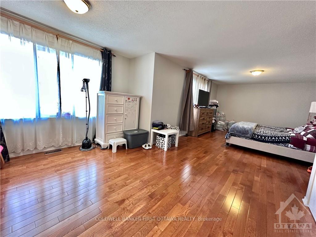 Photo 13 of 103 Columbia Avenue, Ottawa, Hunt Club — HOMEH