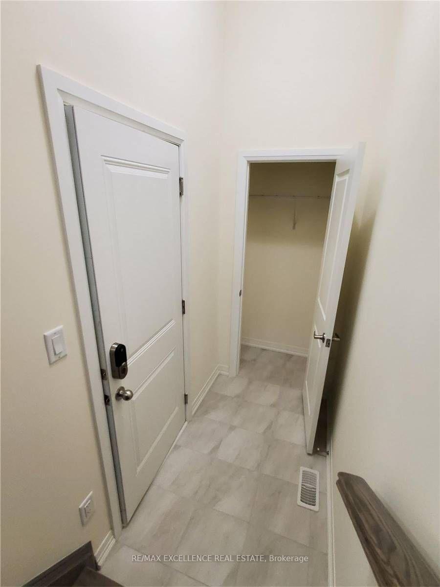 Photo 10 of 20 Haydrop Road, Brampton, Bram East — HOMEH