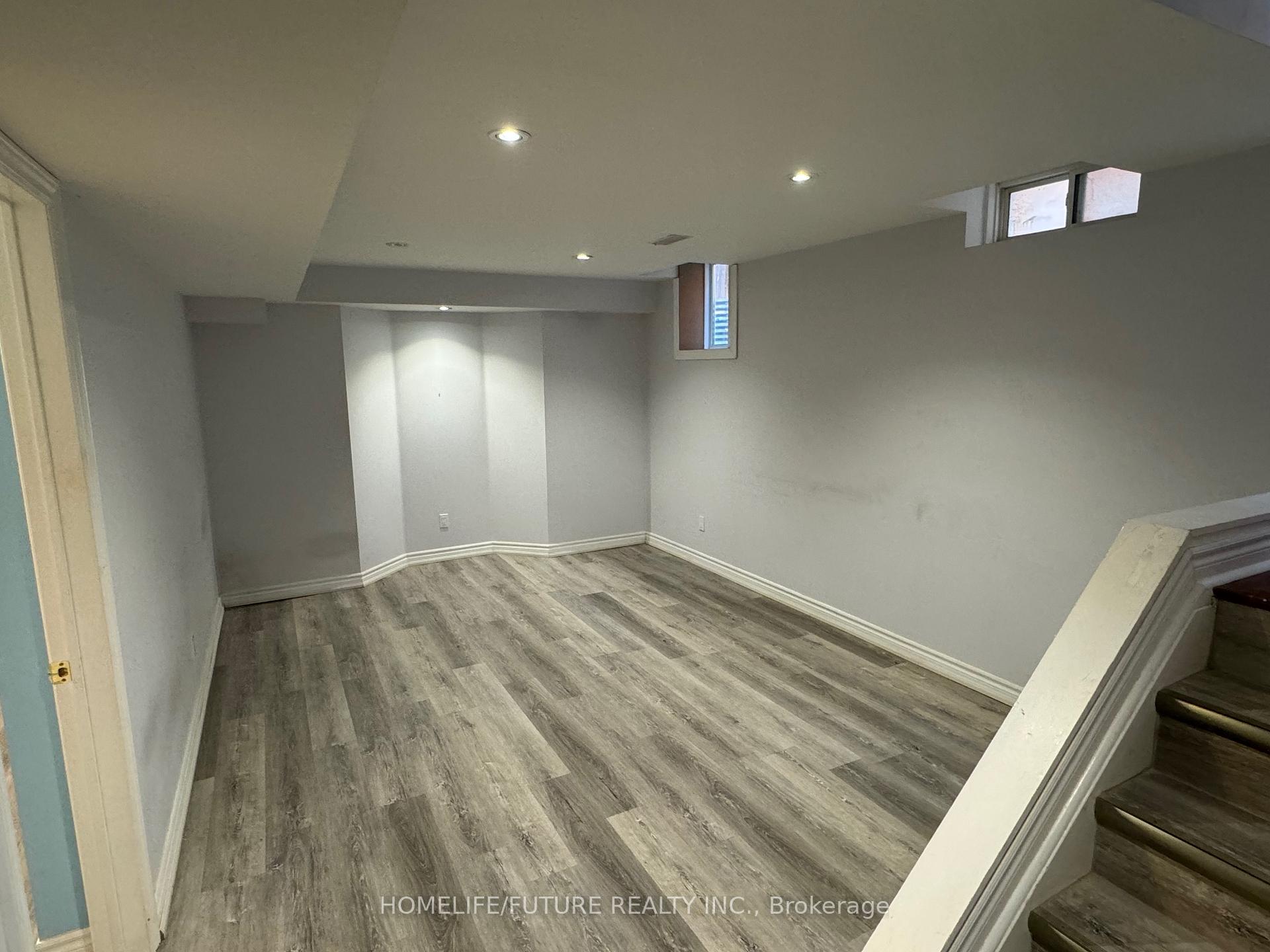Photo 6 of Unit Bsmt, 33 Teal Crescent, Vaughan, Vellore Village — HOMEH