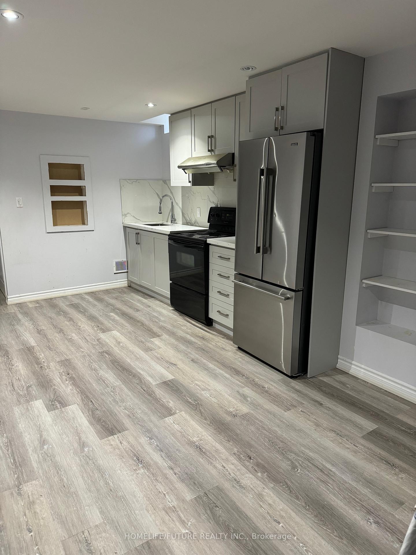 Photo 7 of Unit Bsmt, 33 Teal Crescent, Vaughan, Vellore Village — HOMEH