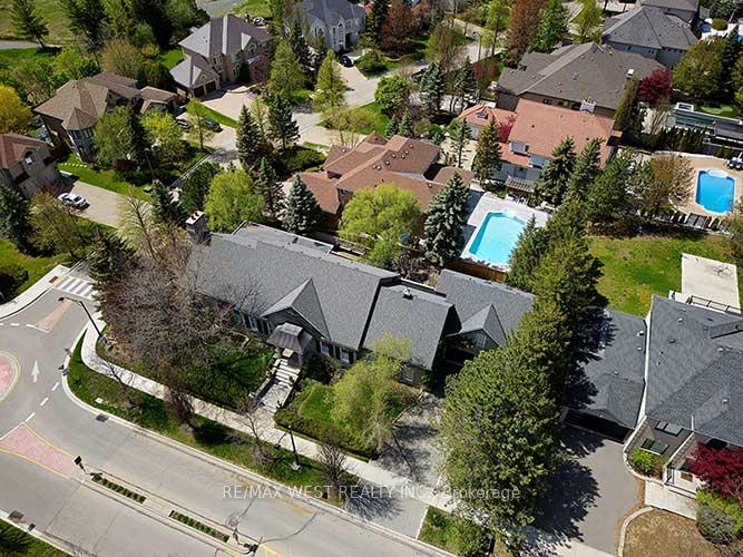 Photo 6 of 5 Humberview Drive E, Vaughan, Islington Woods — HOMEH