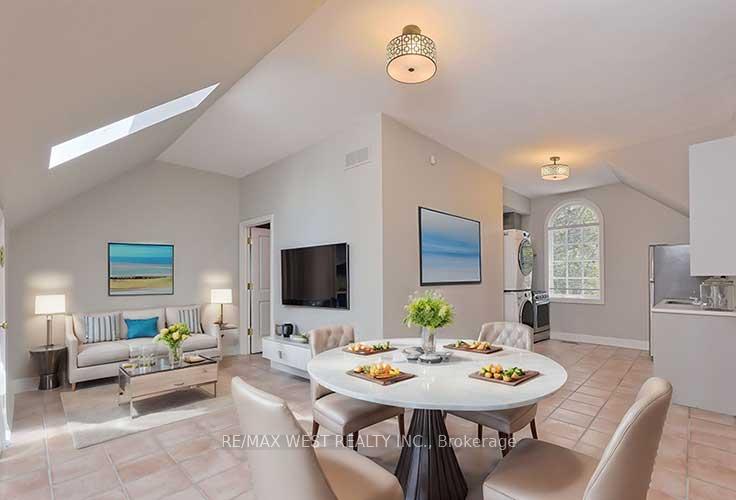Photo 32 of 5 Humberview Drive E, Vaughan, Islington Woods — HOMEH