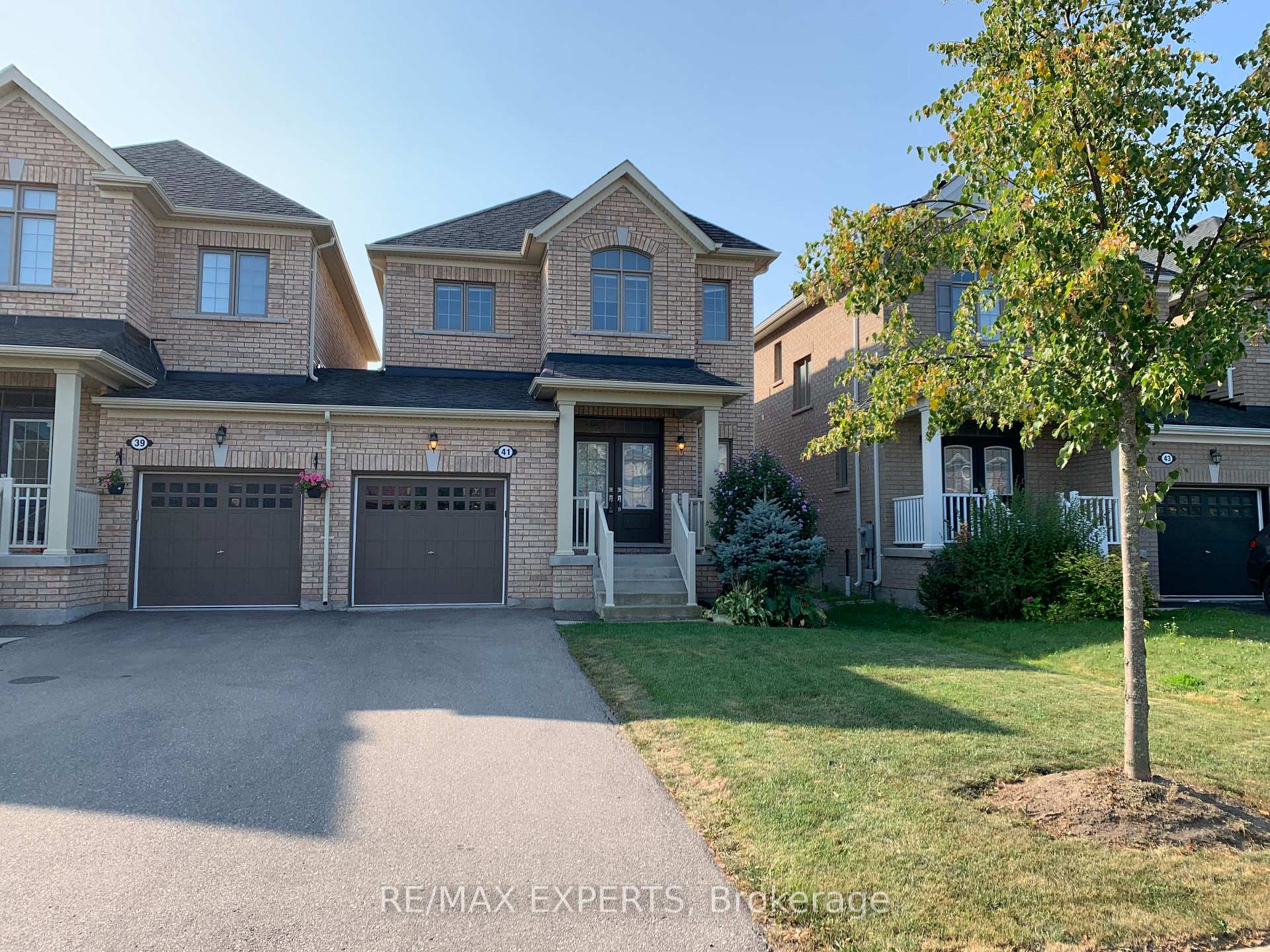 Photo 1 of 41 Maccabe Lane, New Tecumseth, Tottenham — HOMEH