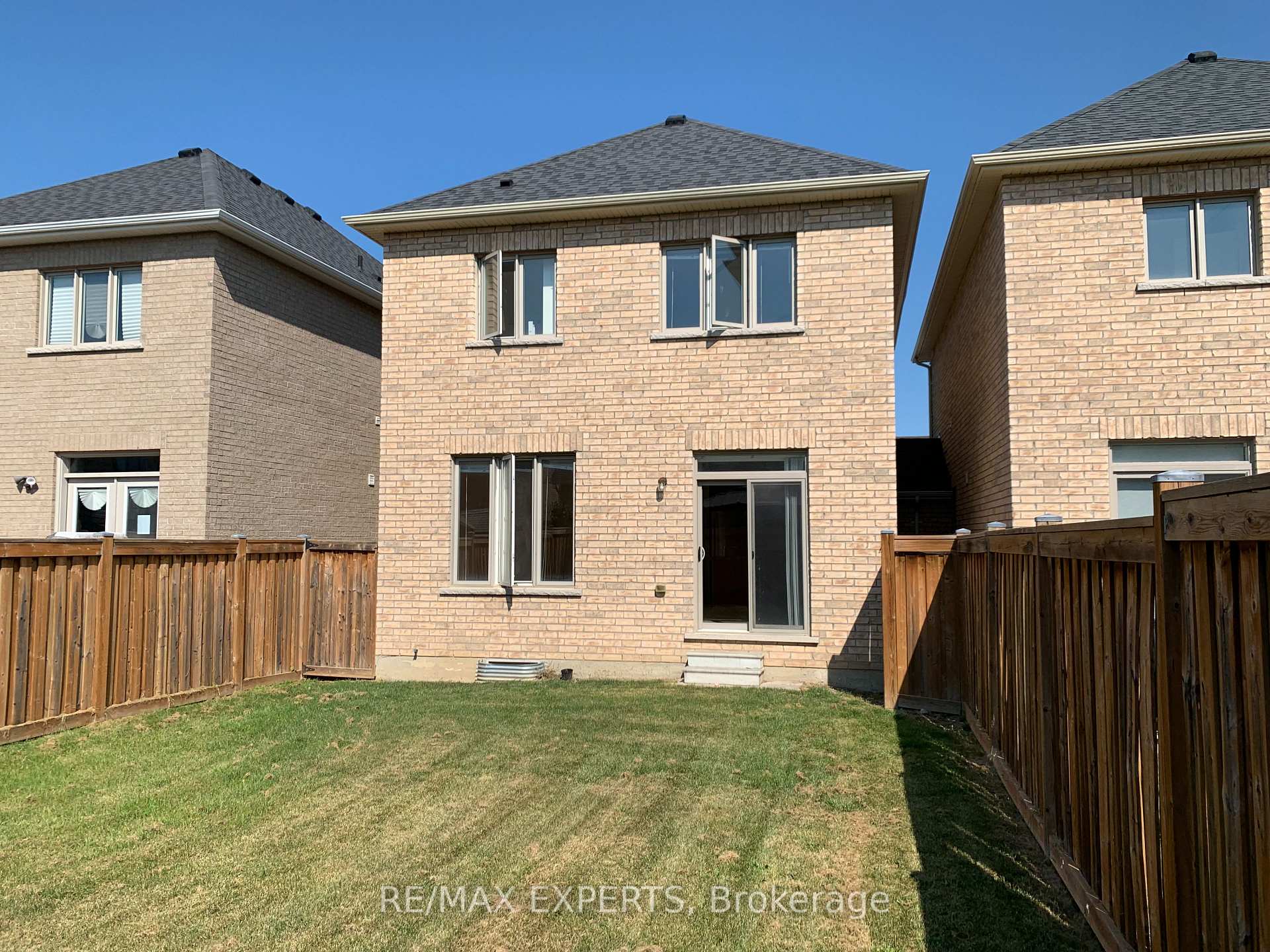 Photo 11 of 41 Maccabe Lane, New Tecumseth, Tottenham — HOMEH