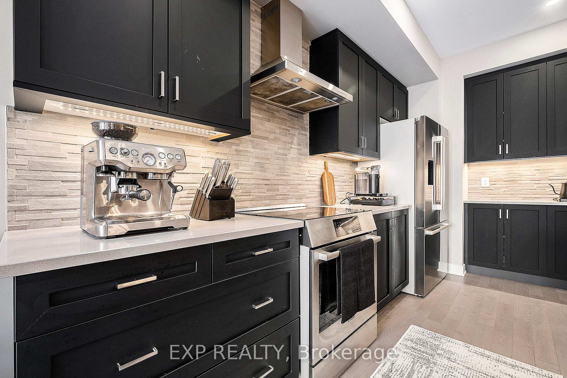 Photo 15 of 318 Wabasso Lane N, Ottawa, Leitrim — HOMEH