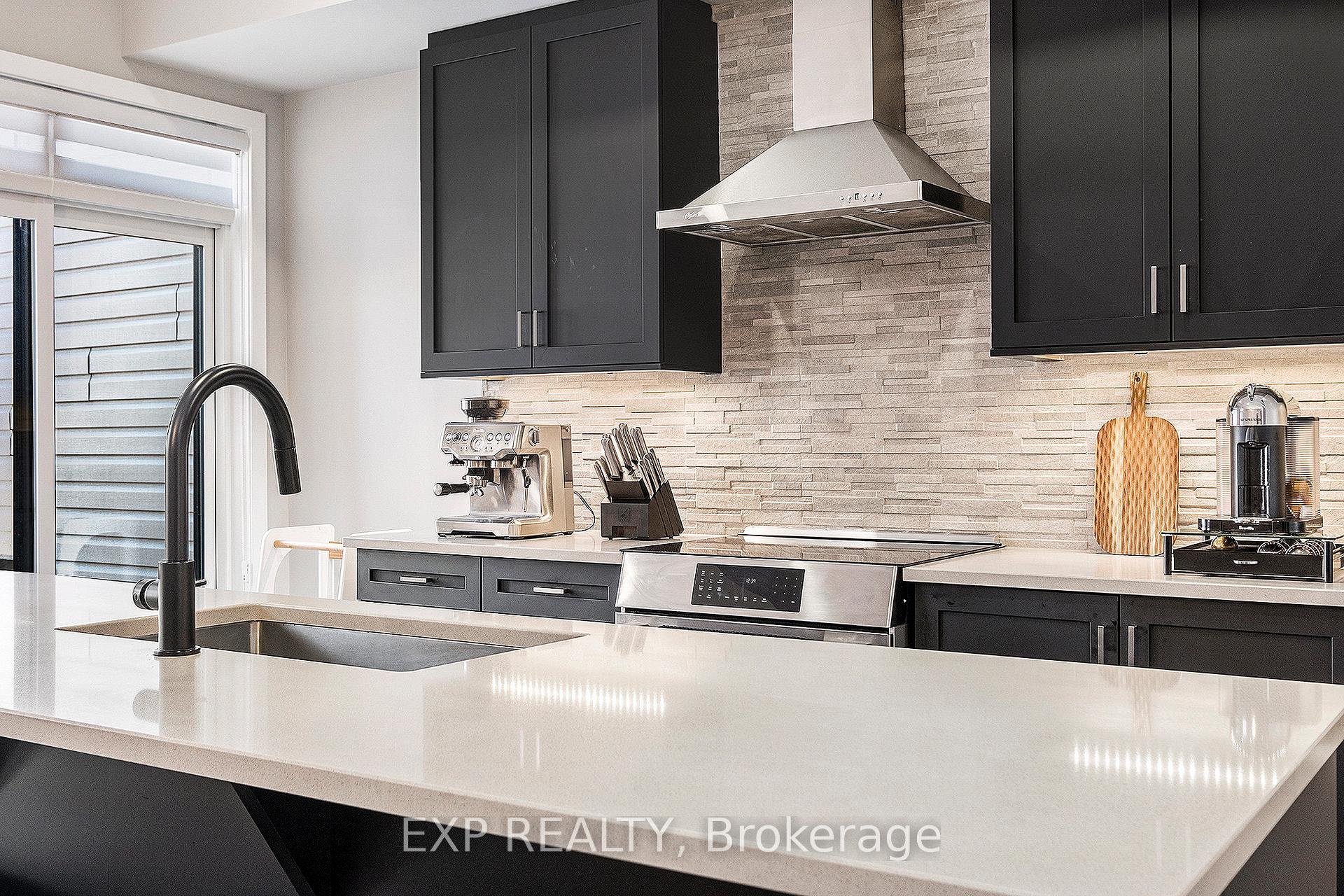 Photo 16 of 318 Wabasso Lane N, Ottawa, Leitrim — HOMEH
