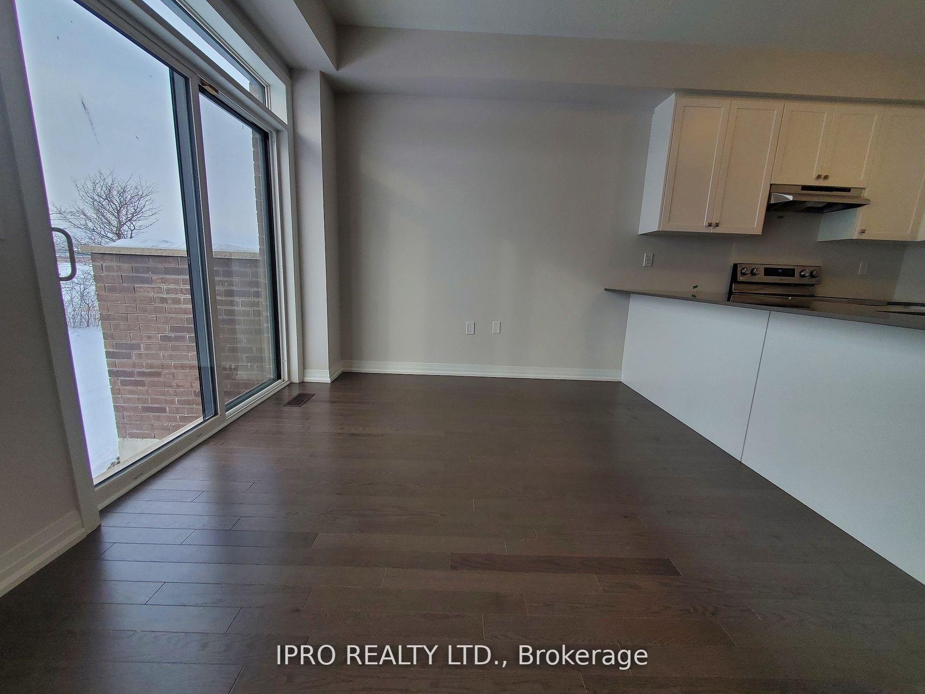 Photo 3 of 112 Yale Drive, Hamilton, Mount Hope — HOMEH