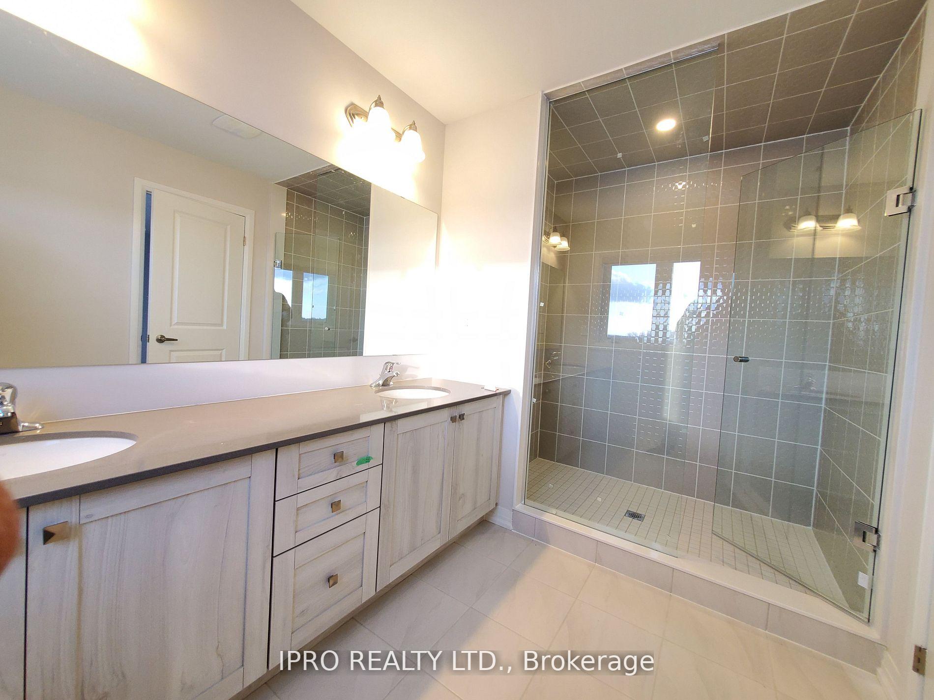 Photo 9 of 112 Yale Drive, Hamilton, Mount Hope — HOMEH