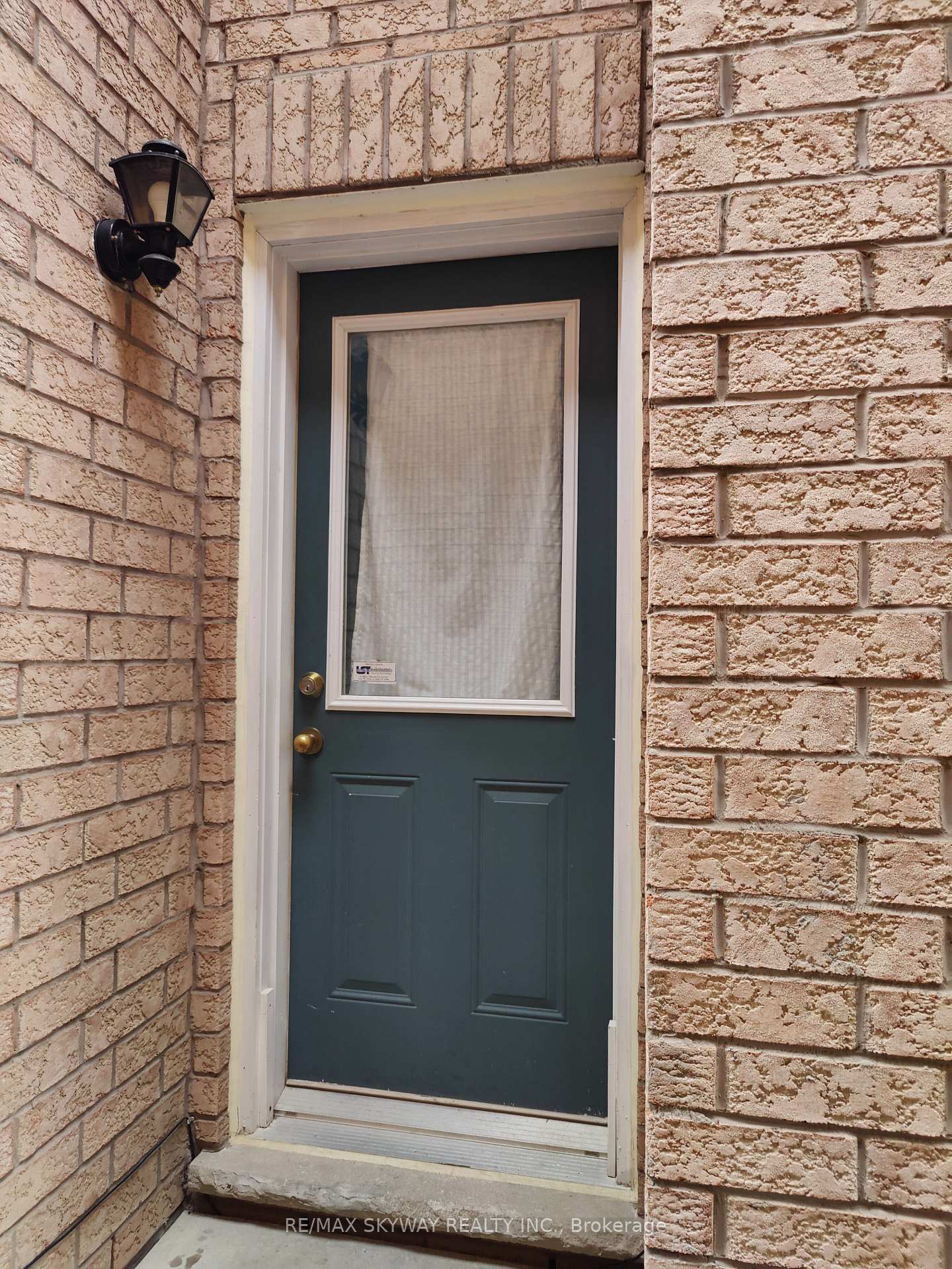 Photo 1 of Unit BSMT, 33 Sled Dog Road, Brampton, Sandringham-Wellington — HOMEH